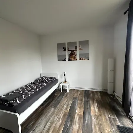 Ruhige 3-zimmerwohnung Im Norden Bremens Fuer Monteure Und Geschaeftsreisende Pm 29 Og * 브레멘