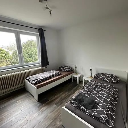 Ruhige 3-zimmerwohnung Im Norden Bremens Fuer Monteure Und Geschaeftsreisende Pm 29 Og 아파트 *