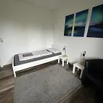 Appartement Ruhige 3-zimmerwohnung Im Norden Bremens Fuer Monteure Und Geschaeftsreisende Pm 29 Og *
