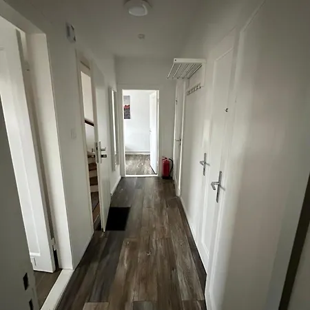 Ruhige 3-zimmerwohnung Im Norden Bremens Fuer Monteure Und Geschaeftsreisende Pm 29 Og *