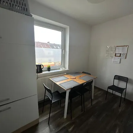Ruhige 3-zimmerwohnung Im Norden Bremens Fuer Monteure Und Geschaeftsreisende Pm 29 Og * Brême