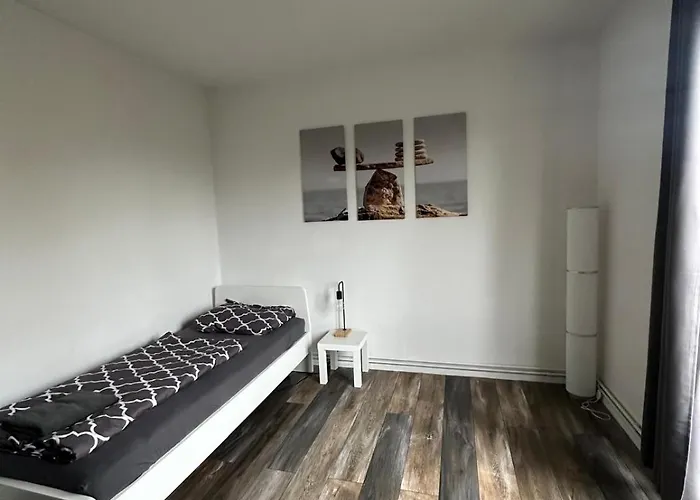 Ruhige 3-zimmerwohnung Im Norden Bremens Für Monteure Und Geschäftsreisende Pm 29 Og * Bremen